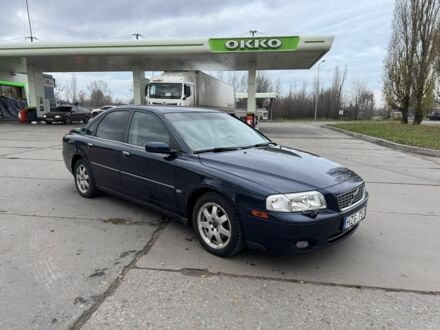 Синий Вольво С80, объемом двигателя 2.4 л и пробегом 275 тыс. км за 2500 $, фото 1 на Automoto.ua