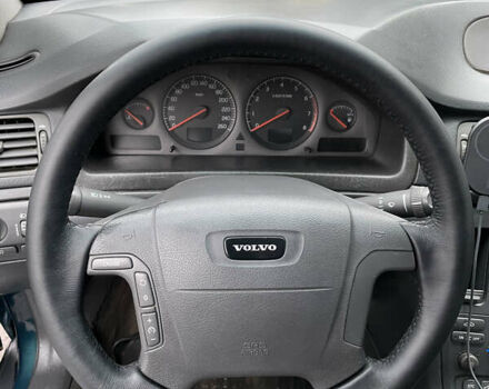 Зелений Вольво S80, об'ємом двигуна 2.92 л та пробігом 337 тис. км за 4000 $, фото 9 на Automoto.ua