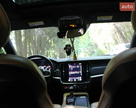 Білий Вольво S90, об'ємом двигуна 1.97 л та пробігом 130 тис. км за 19300 $, фото 41 на Automoto.ua