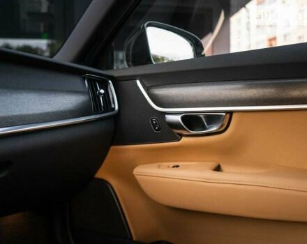 Білий Вольво S90, об'ємом двигуна 1.97 л та пробігом 130 тис. км за 19300 $, фото 51 на Automoto.ua