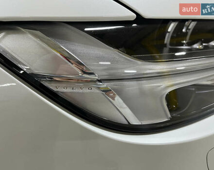 Білий Вольво S90, об'ємом двигуна 1.97 л та пробігом 100 тис. км за 35000 $, фото 46 на Automoto.ua
