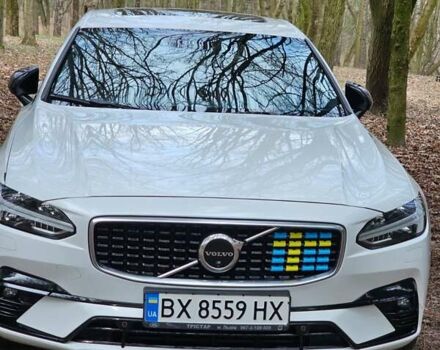 Білий Вольво S90, об'ємом двигуна 1.97 л та пробігом 130 тис. км за 19900 $, фото 12 на Automoto.ua