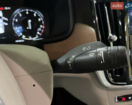 Білий Вольво S90, об'ємом двигуна 1.97 л та пробігом 100 тис. км за 35000 $, фото 26 на Automoto.ua