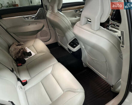 Білий Вольво S90, об'ємом двигуна 1.97 л та пробігом 100 тис. км за 35000 $, фото 14 на Automoto.ua