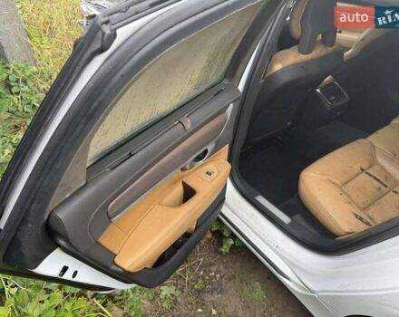 Білий Вольво S90, об'ємом двигуна 2 л та пробігом 200 тис. км за 4300 $, фото 15 на Automoto.ua