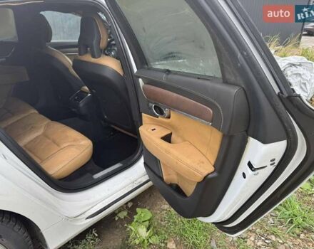 Білий Вольво S90, об'ємом двигуна 2 л та пробігом 200 тис. км за 4300 $, фото 11 на Automoto.ua