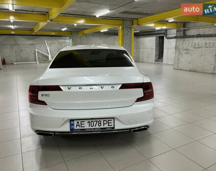 Білий Вольво S90, об'ємом двигуна 1.97 л та пробігом 100 тис. км за 35000 $, фото 6 на Automoto.ua