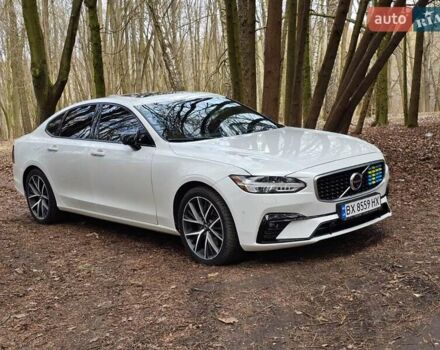 Білий Вольво S90, об'ємом двигуна 1.97 л та пробігом 130 тис. км за 19300 $, фото 2 на Automoto.ua