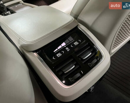 Білий Вольво S90, об'ємом двигуна 1.97 л та пробігом 100 тис. км за 35000 $, фото 27 на Automoto.ua