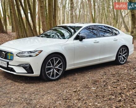 Білий Вольво S90, об'ємом двигуна 1.97 л та пробігом 130 тис. км за 19300 $, фото 8 на Automoto.ua