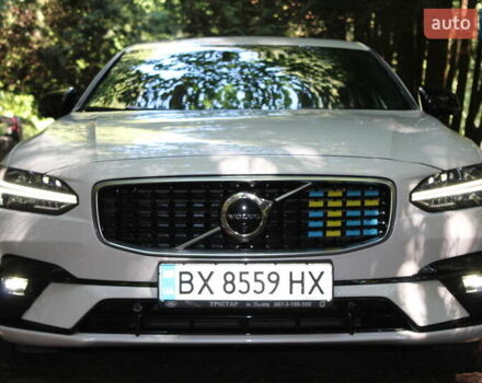 Білий Вольво S90, об'ємом двигуна 1.97 л та пробігом 130 тис. км за 19300 $, фото 34 на Automoto.ua