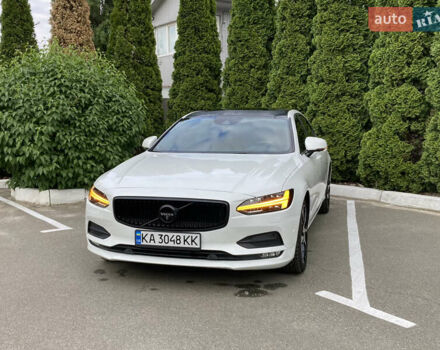 Білий Вольво S90, об'ємом двигуна 1.97 л та пробігом 70 тис. км за 25500 $, фото 1 на Automoto.ua