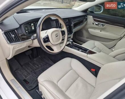 Білий Вольво S90, об'ємом двигуна 1.97 л та пробігом 111 тис. км за 19990 $, фото 14 на Automoto.ua