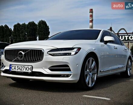 Білий Вольво S90, об'ємом двигуна 1.97 л та пробігом 30 тис. км за 29950 $, фото 1 на Automoto.ua