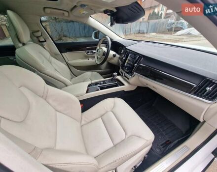 Білий Вольво S90, об'ємом двигуна 1.97 л та пробігом 111 тис. км за 19990 $, фото 15 на Automoto.ua