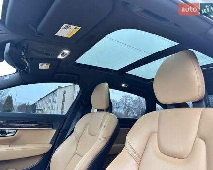 Белый Вольво С90, объемом двигателя 1.97 л и пробегом 65 тыс. км за 25000 $, фото 15 на Automoto.ua