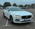 Білий Вольво S90, об'ємом двигуна 2 л та пробігом 153 тис. км за 24800 $, фото 3 на Automoto.ua