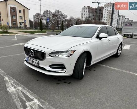 Белый Вольво С90, объемом двигателя 1.97 л и пробегом 65 тыс. км за 25000 $, фото 9 на Automoto.ua