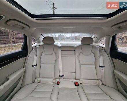 Білий Вольво S90, об'ємом двигуна 1.97 л та пробігом 111 тис. км за 19990 $, фото 23 на Automoto.ua