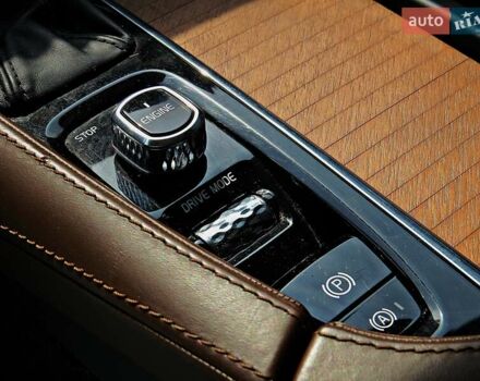 Білий Вольво S90, об'ємом двигуна 1.97 л та пробігом 30 тис. км за 29950 $, фото 37 на Automoto.ua