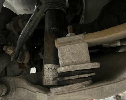 Белый Вольво С90, объемом двигателя 1.97 л и пробегом 65 тыс. км за 25000 $, фото 31 на Automoto.ua