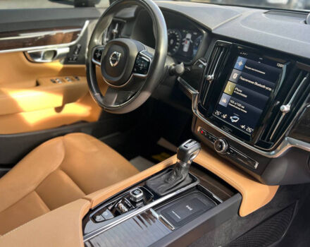 Білий Вольво S90, об'ємом двигуна 2 л та пробігом 82 тис. км за 25000 $, фото 14 на Automoto.ua