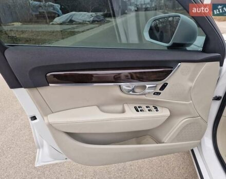 Білий Вольво S90, об'ємом двигуна 1.97 л та пробігом 111 тис. км за 19990 $, фото 24 на Automoto.ua