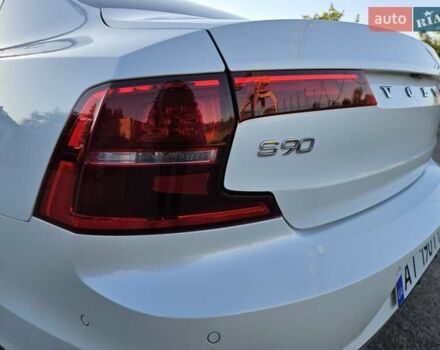 Білий Вольво S90, об'ємом двигуна 1.97 л та пробігом 173 тис. км за 26900 $, фото 12 на Automoto.ua