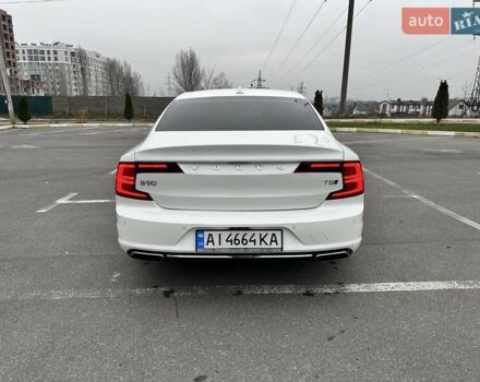 Белый Вольво С90, объемом двигателя 1.97 л и пробегом 65 тыс. км за 25000 $, фото 5 на Automoto.ua