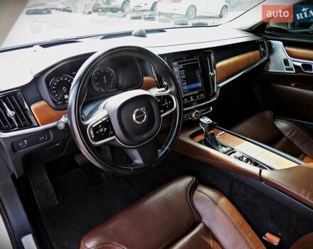 Білий Вольво S90, об'ємом двигуна 1.97 л та пробігом 30 тис. км за 29950 $, фото 24 на Automoto.ua