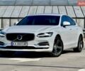 Белый Вольво С90, объемом двигателя 1.97 л и пробегом 151 тыс. км за 23300 $, фото 1 на Automoto.ua