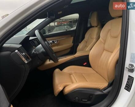 Белый Вольво С90, объемом двигателя 2 л и пробегом 64 тыс. км за 34900 $, фото 21 на Automoto.ua