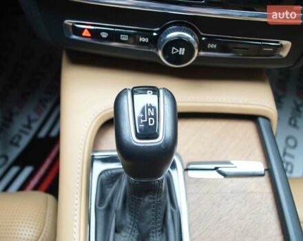 Білий Вольво S90, об'ємом двигуна 2 л та пробігом 65 тис. км за 34900 $, фото 24 на Automoto.ua
