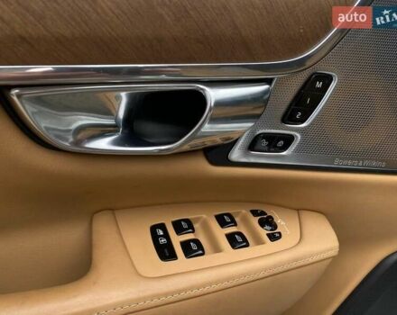 Белый Вольво С90, объемом двигателя 2 л и пробегом 64 тыс. км за 34900 $, фото 11 на Automoto.ua