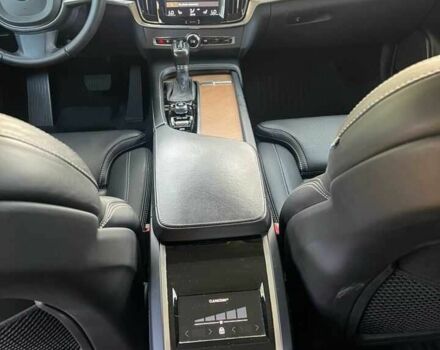 Белый Вольво С90, объемом двигателя 2 л и пробегом 71 тыс. км за 10600 $, фото 7 на Automoto.ua