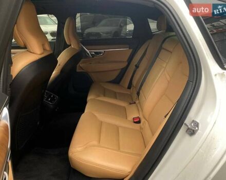 Белый Вольво С90, объемом двигателя 2 л и пробегом 64 тыс. км за 34900 $, фото 23 на Automoto.ua