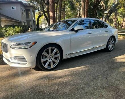 Білий Вольво S90, об'ємом двигуна 2 л та пробігом 71 тис. км за 10600 $, фото 1 на Automoto.ua