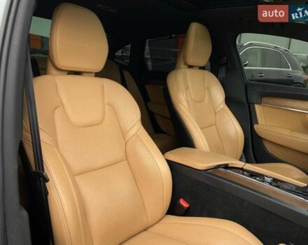 Белый Вольво С90, объемом двигателя 2 л и пробегом 64 тыс. км за 34900 $, фото 28 на Automoto.ua