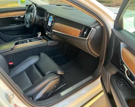 Белый Вольво С90, объемом двигателя 2 л и пробегом 71 тыс. км за 10600 $, фото 9 на Automoto.ua