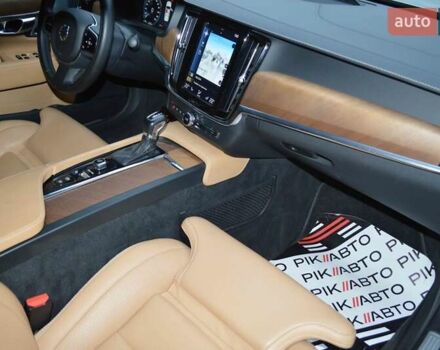 Білий Вольво S90, об'ємом двигуна 2 л та пробігом 65 тис. км за 34900 $, фото 32 на Automoto.ua