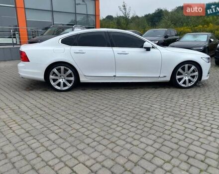 Белый Вольво С90, объемом двигателя 2 л и пробегом 64 тыс. км за 34900 $, фото 7 на Automoto.ua