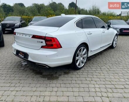 Белый Вольво С90, объемом двигателя 2 л и пробегом 64 тыс. км за 34900 $, фото 6 на Automoto.ua