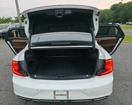 Білий Вольво S90, об'ємом двигуна 2 л та пробігом 48 тис. км за 13500 $, фото 6 на Automoto.ua