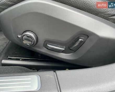 Белый Вольво С90, объемом двигателя 1.97 л и пробегом 90 тыс. км за 34284 $, фото 24 на Automoto.ua