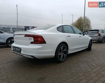 Белый Вольво С90, объемом двигателя 1.97 л и пробегом 69 тыс. км за 35900 $, фото 12 на Automoto.ua