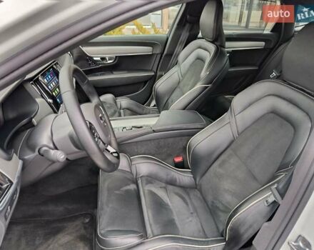 Белый Вольво С90, объемом двигателя 1.97 л и пробегом 69 тыс. км за 35900 $, фото 16 на Automoto.ua