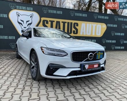 Белый Вольво С90, объемом двигателя 1.97 л и пробегом 134 тыс. км за 18900 $, фото 1 на Automoto.ua