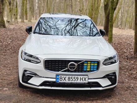 Білий Вольво S90, об'ємом двигуна 1.97 л та пробігом 135 тис. км за 17600 $, фото 1 на Automoto.ua