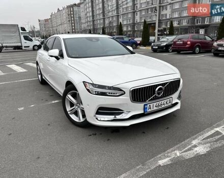 Білий Вольво S90, об'ємом двигуна 1.97 л та пробігом 65 тис. км за 25000 $, фото 1 на Automoto.ua