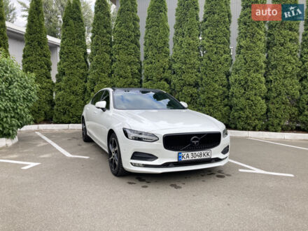 Білий Вольво S90, об'ємом двигуна 1.97 л та пробігом 72 тис. км за 25200 $, фото 1 на Automoto.ua
